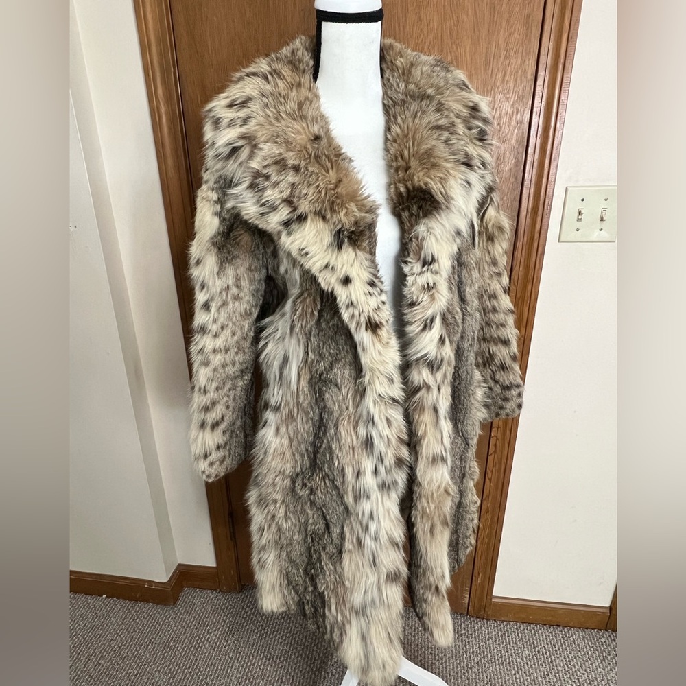 Vintage Fur Coat - Picture 2 of 8